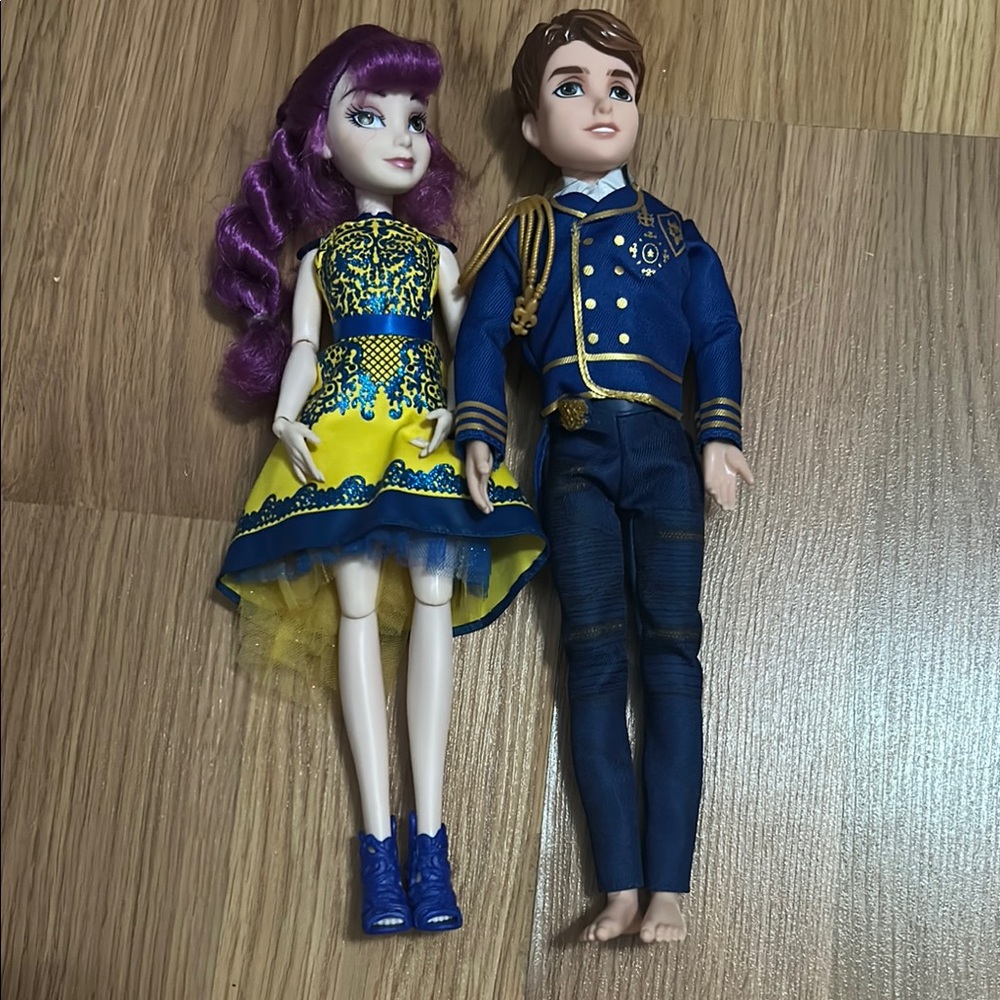 Descendants Mal and Ben Doll Set